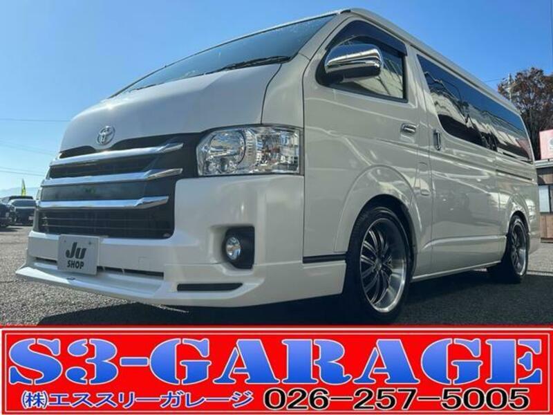 TOYOTA HIACE WAGON