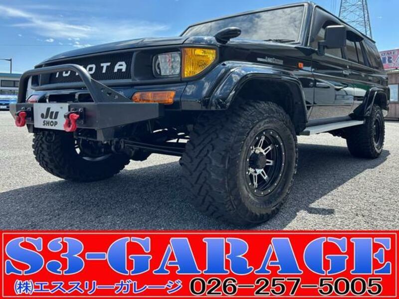 TOYOTA LAND CRUISER PRADO