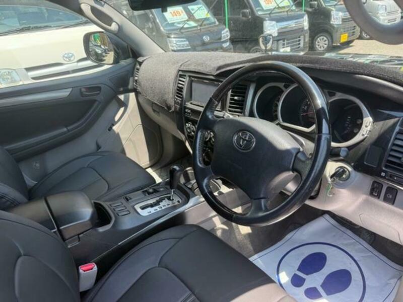 HILUX SURF