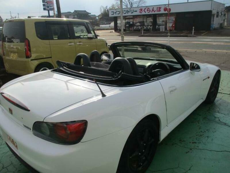 S2000