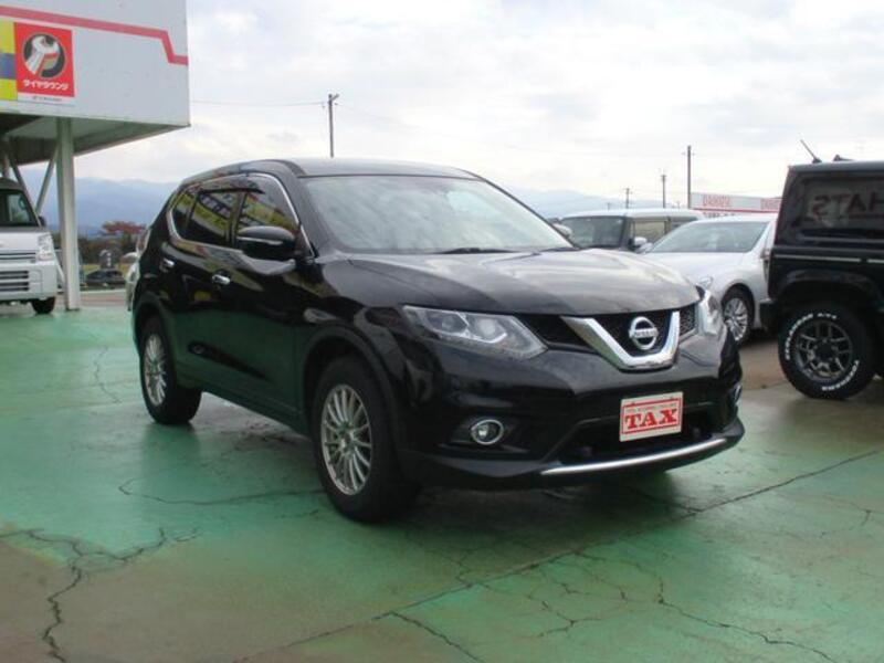 X-TRAIL
