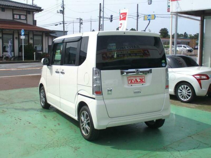 N BOX