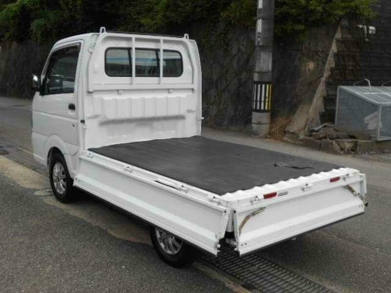 MINICAB TRUCK