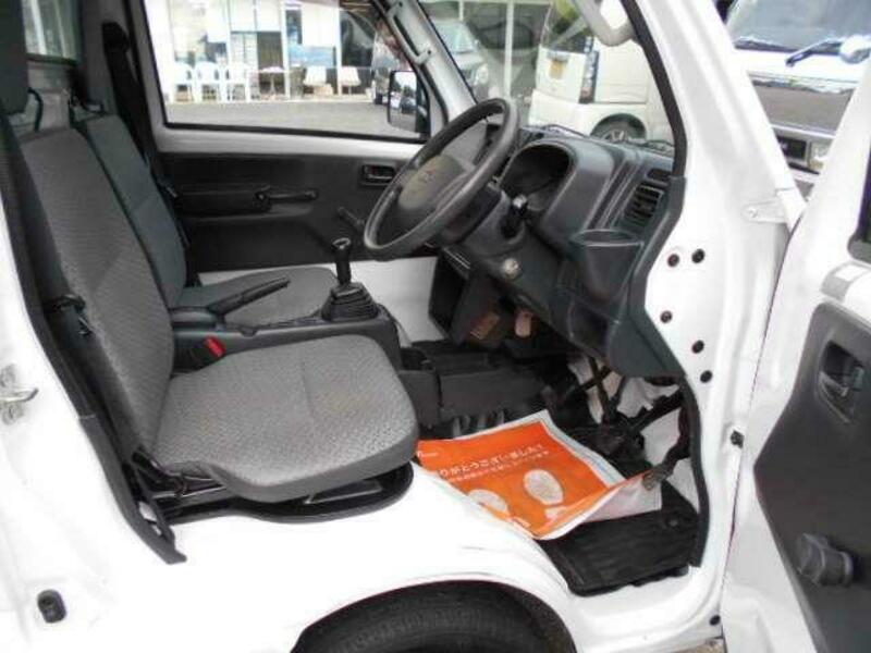MINICAB TRUCK