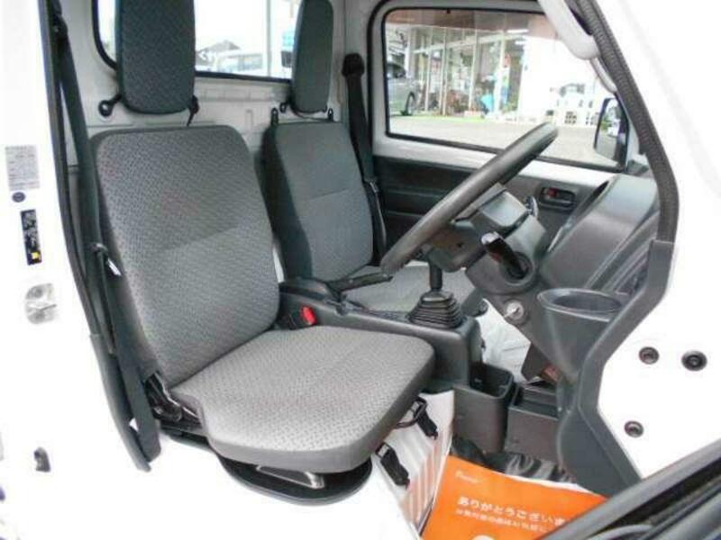 MINICAB TRUCK