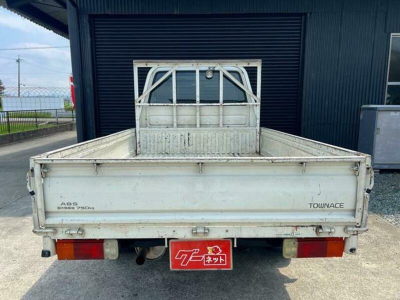 TOWNACE TRUCK
