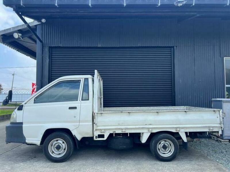 TOWNACE TRUCK