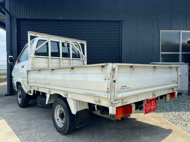 TOWNACE TRUCK