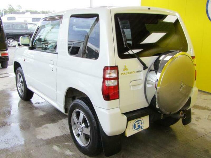 PAJERO MINI