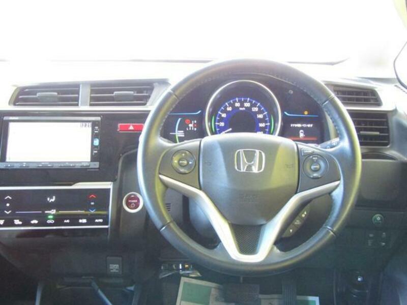 FIT HYBRID