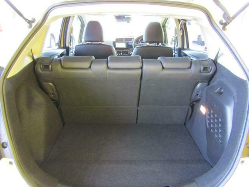 FIT HYBRID