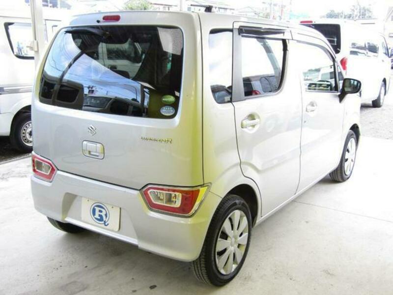 WAGON R