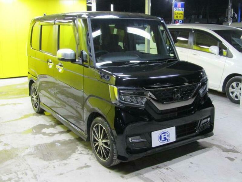N BOX CUSTOM