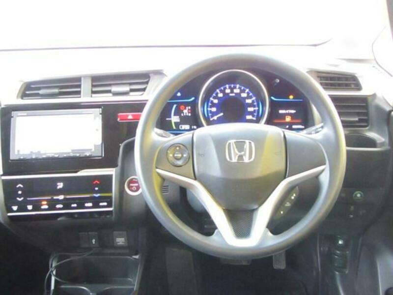 FIT HYBRID