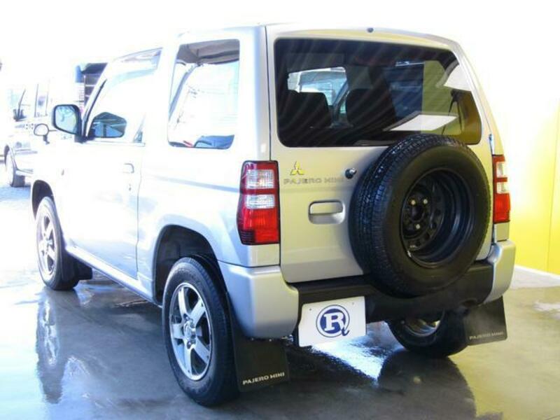 PAJERO MINI