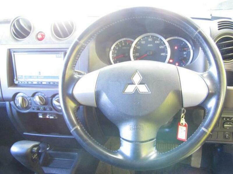 PAJERO MINI
