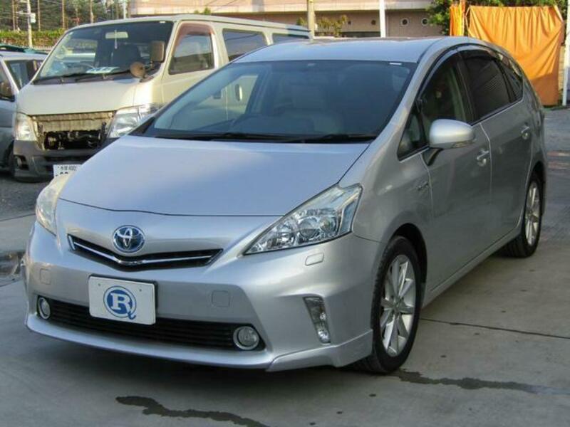 PRIUS ALPHA