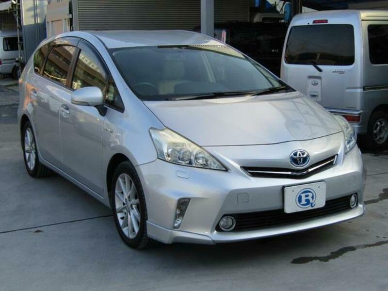 PRIUS ALPHA