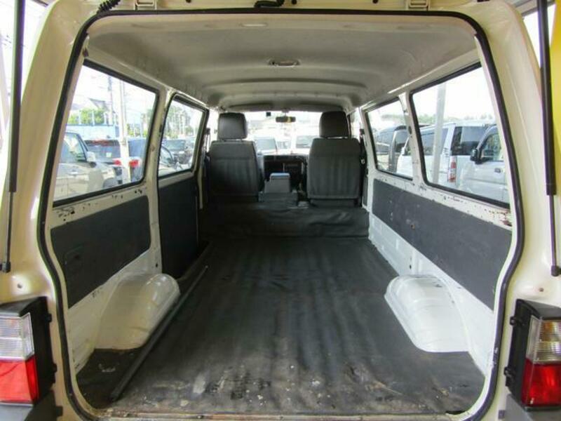 BONGO VAN