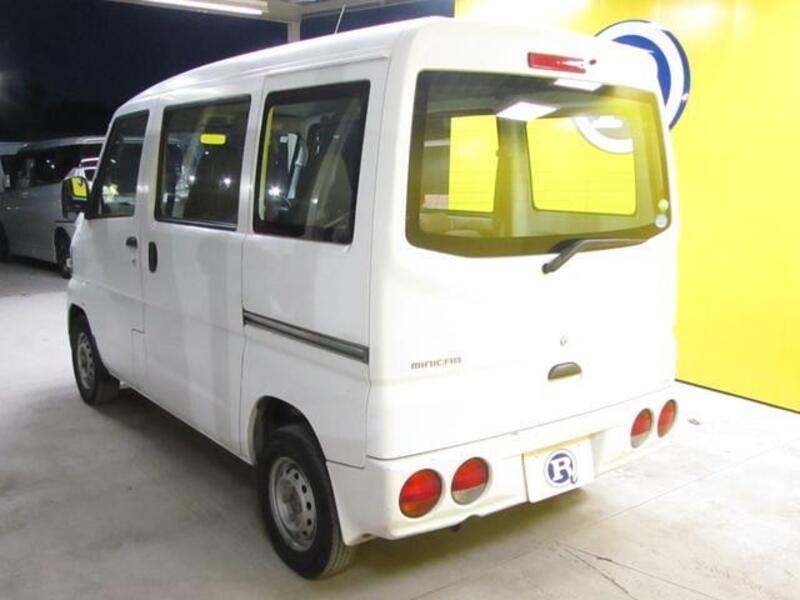 MINICAB VAN