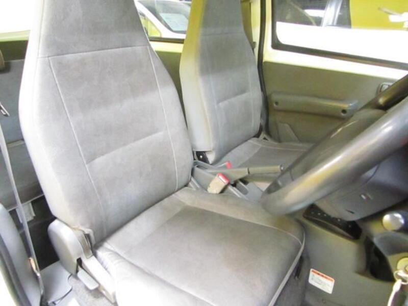 MINICAB VAN