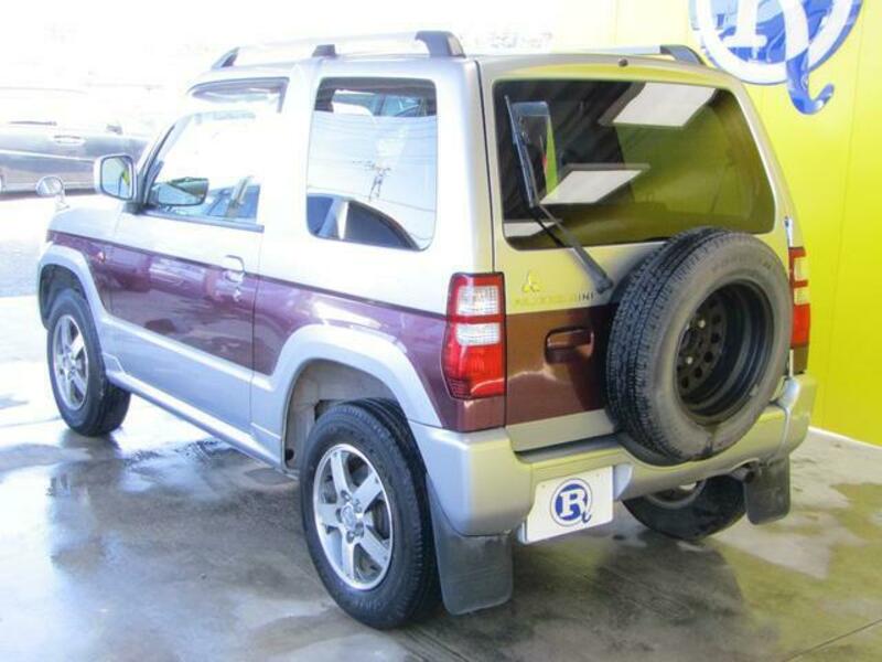 PAJERO MINI