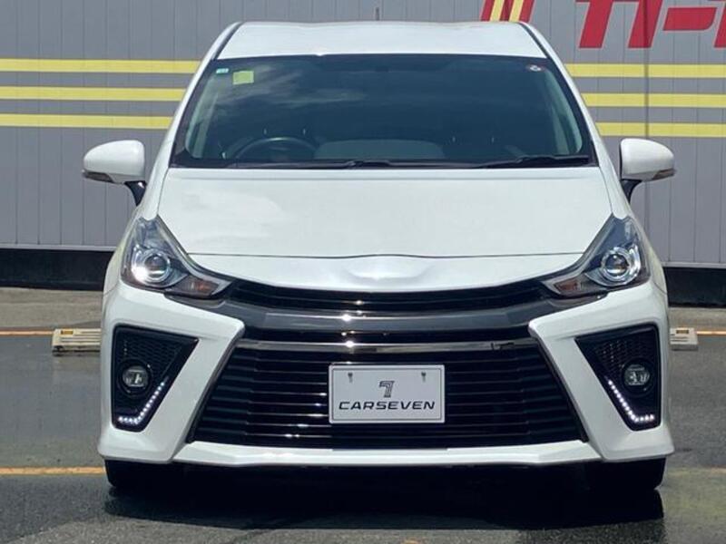 PRIUS ALPHA