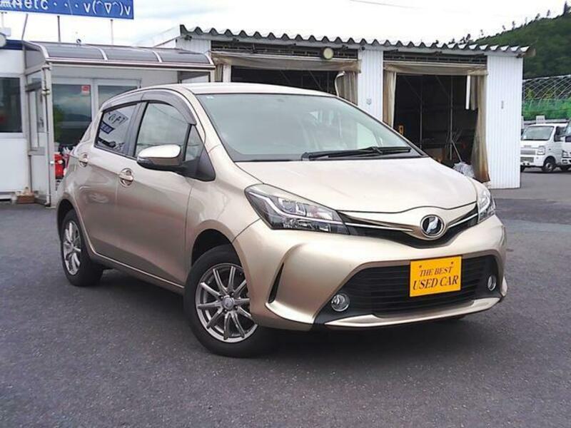 TOYOTA VITZ