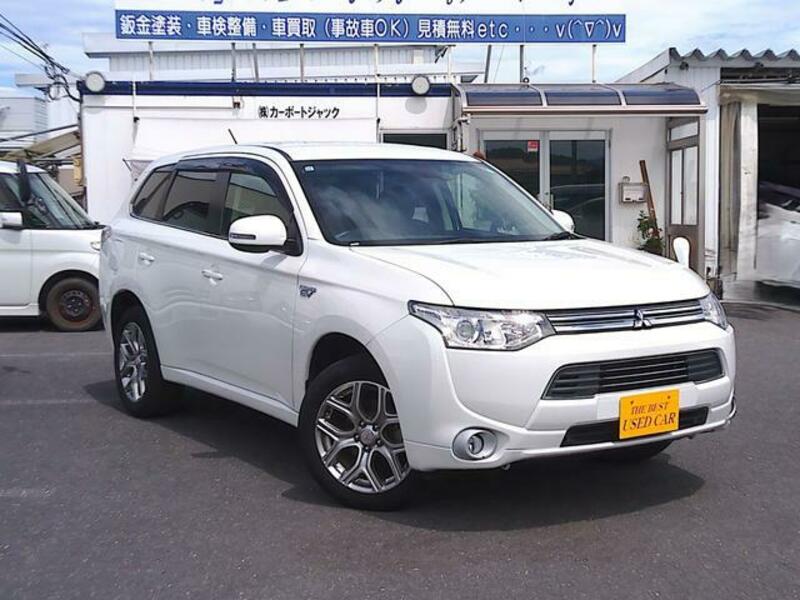 MITSUBISHI OUTLANDER PHEV