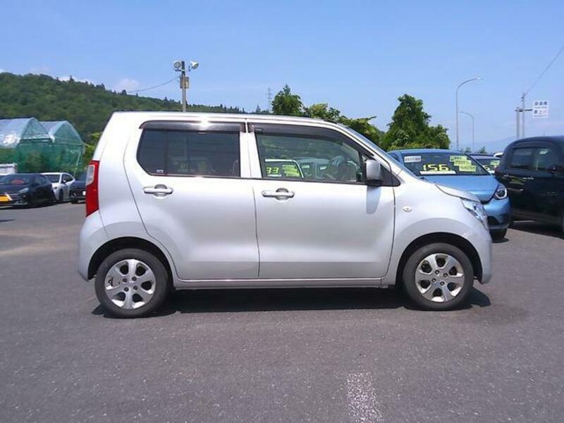 WAGON R