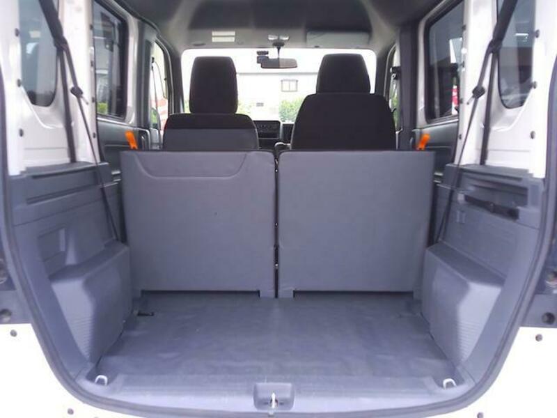 N-VAN