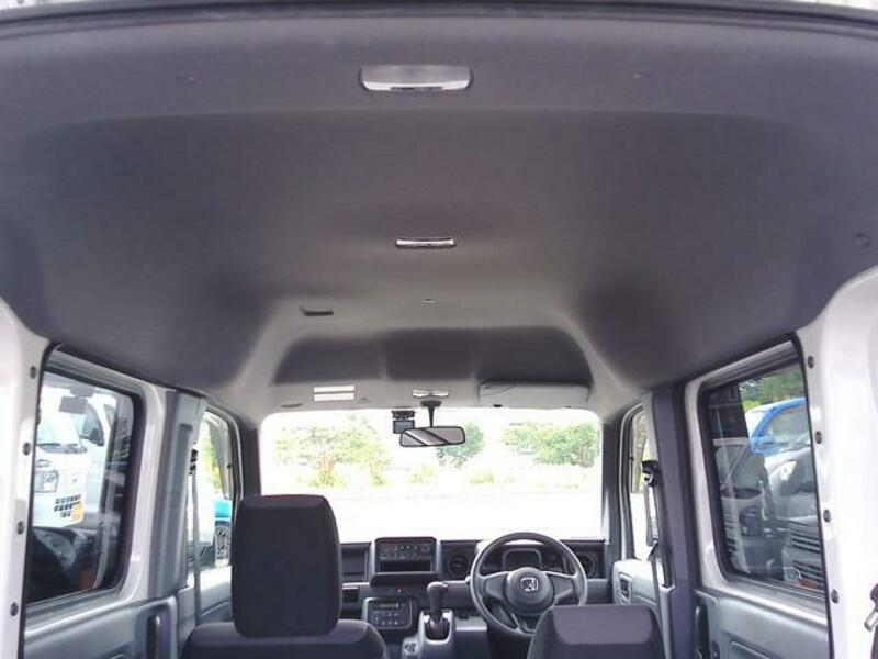N-VAN