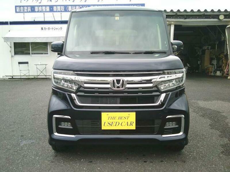 N BOX CUSTOM