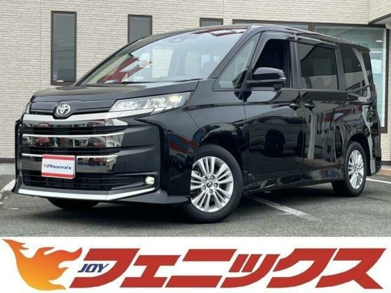 TOYOTA NOAH