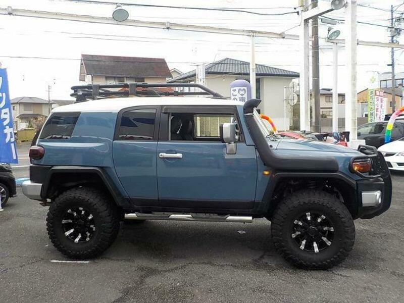 FJ CRUISER