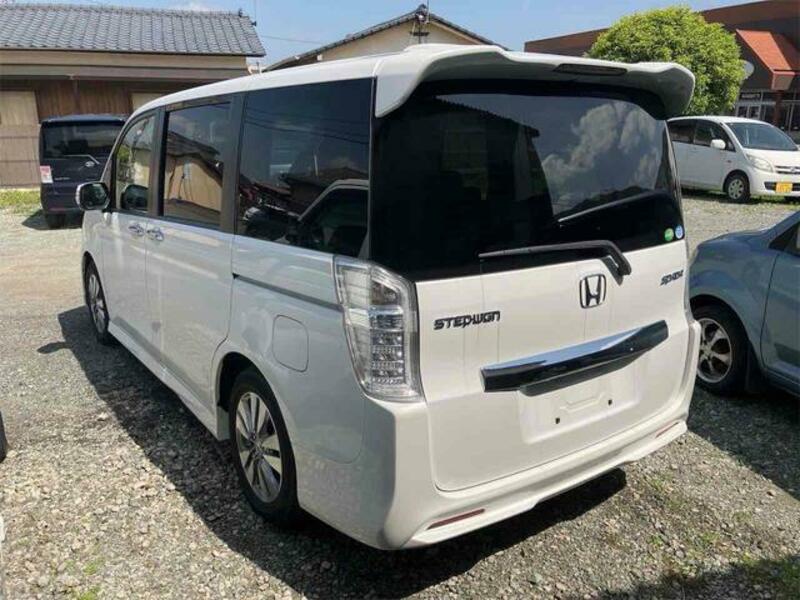 STEPWAGON SPADA