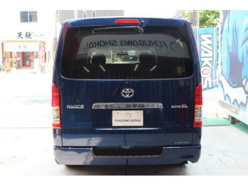 HIACE VAN