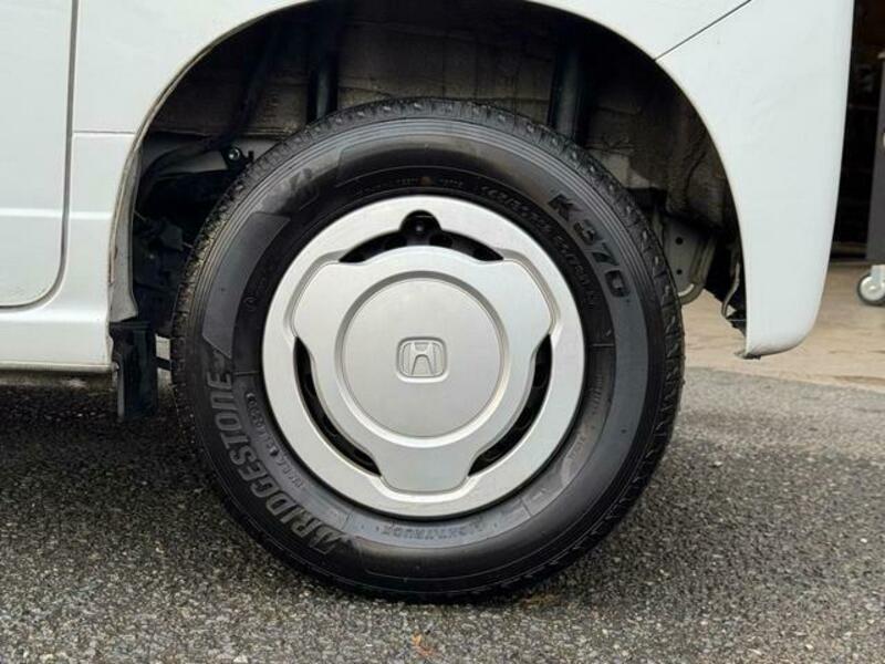 N-VAN