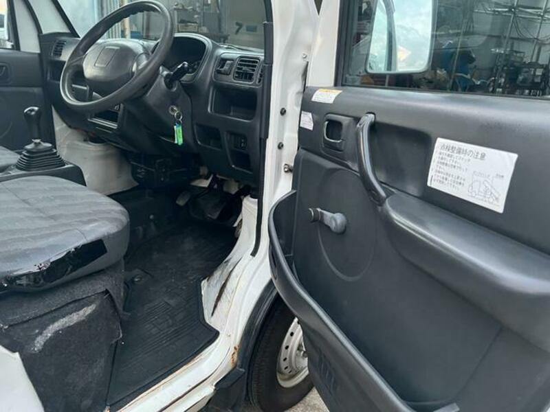 CARRY TRUCK