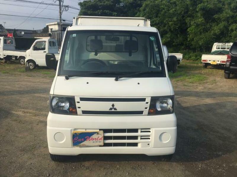 MINICAB TRUCK