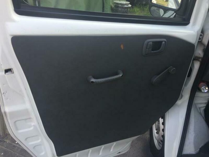 MINICAB TRUCK