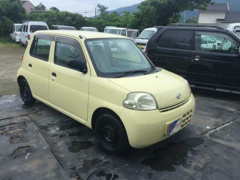 DAIHATSU ESSE