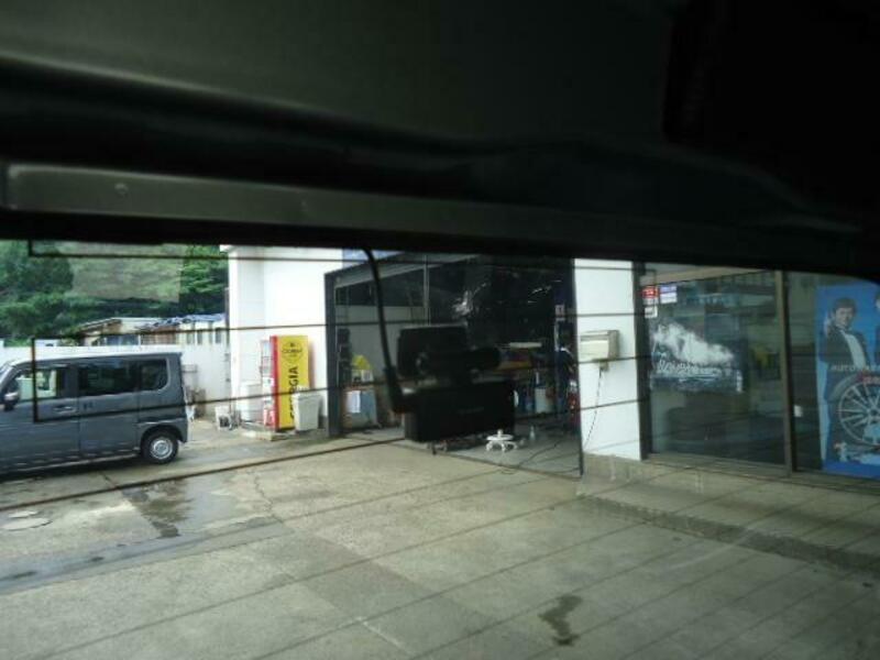 N-VAN