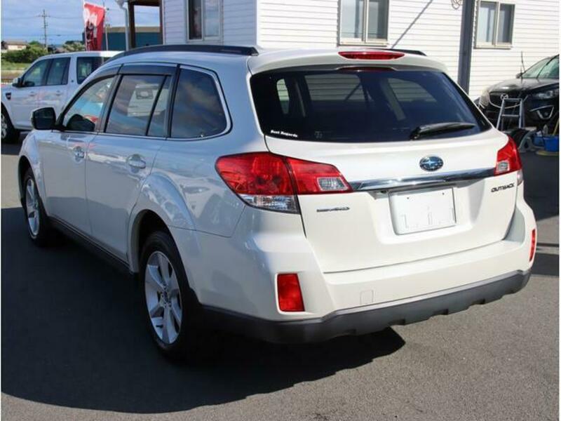 LEGACY OUTBACK