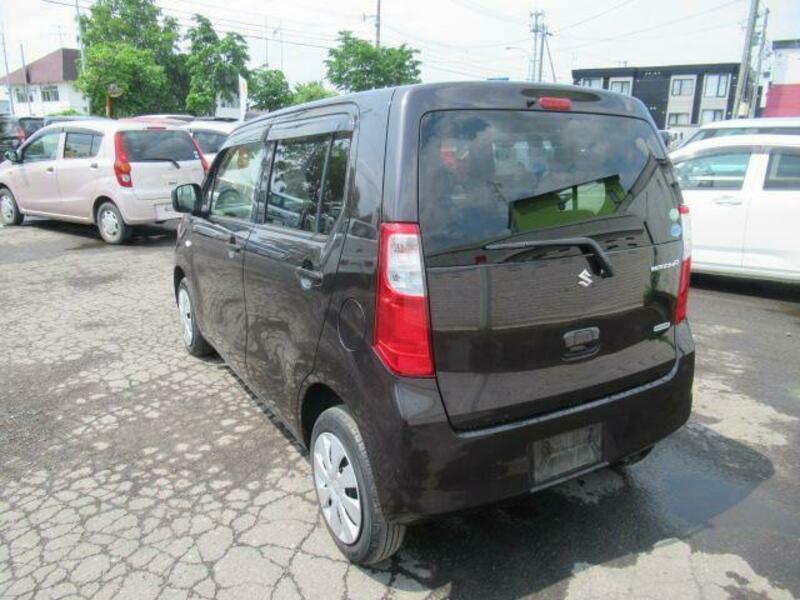 WAGON R