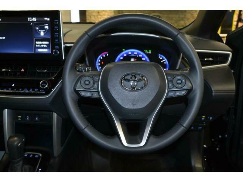 COROLLA CROSS