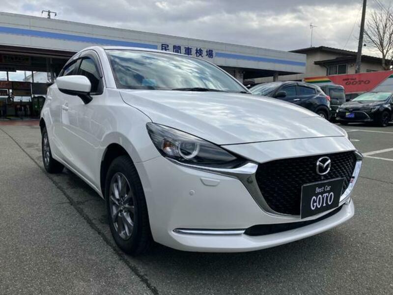 MAZDA2
