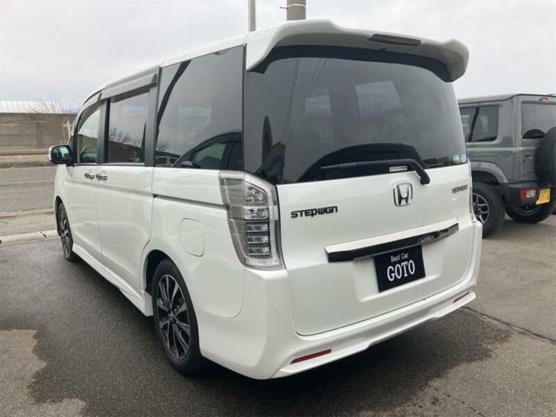 STEPWAGON SPADA