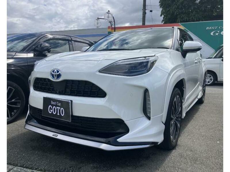 TOYOTA YARIS CROSS