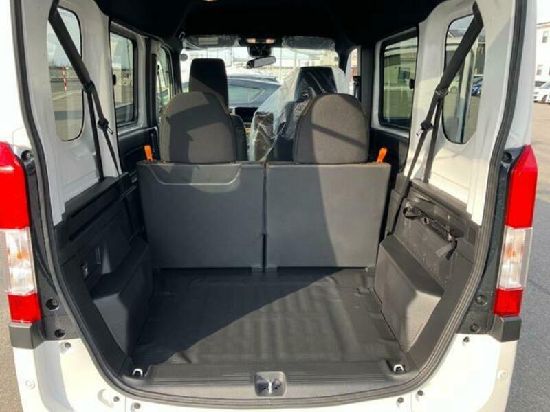 N-VAN